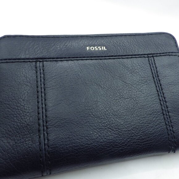 Excellent FOSSIL Black Leather Wallet/ Wristlet/ Zipper Closure/ - Picture 6 of 6